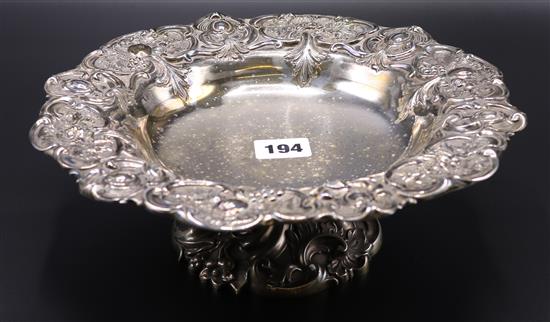 Victorian silver cake stand, Sheffield 1910, Walker & Hall